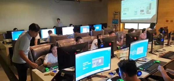 美涂士艺术漆获评中国涂料工业协会艺术涂料涂装分会培训基地