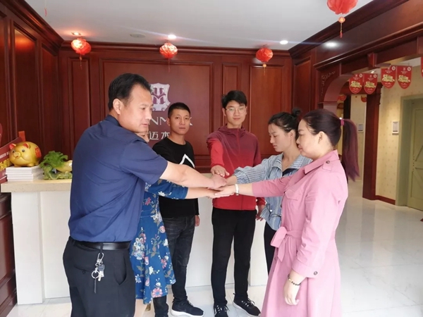 豪迈木门郑州经销商陈中林：实力见证 笃定前行