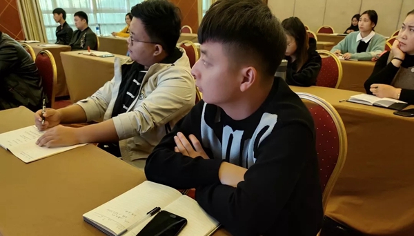 梦天商学院设计精英培训班2019年度第七期鸣笛启航
