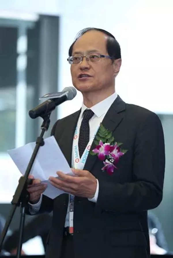 中国建筑金属结构协会会长郝际平出席FBC2019博览会 中国建筑金属结构协会会长郝际平出席FBC2019博览会