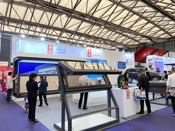 FBC2019门窗幕墙展|亮话智能天窗总经理李太福:引领智能天窗新潮流 FBC2019门窗幕墙展|亮话智能天窗总经理李太福:引领智能天窗新潮流