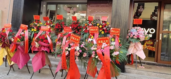 希欧门窗双店开业热浪势不可挡