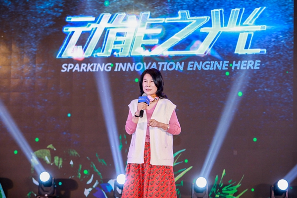 董明珠:自己不扬帆,没人帮你启航!倾情助阵第五届中国家居业重塑产业链价值大会