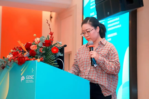 第一届全球表面装饰原创设计秀在江苏常州盛大举行 第一届全球表面装饰原创设计秀在江苏常州盛大举行