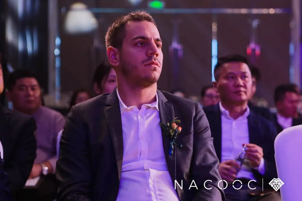 NACOOC 与 AR-DUE 橱柜发布会闪耀揭幕 璀璨印证MADE IN ITALY NACOOC 与 AR-DUE 橱柜发布会闪耀揭幕 璀璨印证MADE IN ITALY