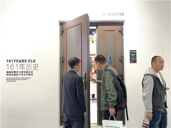 东朗·麦斯特总经理房中辉:优选六大原材供应商 提升产品性能|FBC2019门窗幕墙展