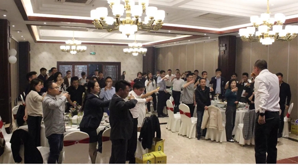 米兰壁纸·墙布种子计划第一季学员结业旅行圆满结束 米兰壁纸·墙布种子计划第一季学员结业旅行圆满结束