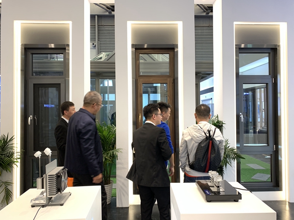 FBC2019门窗幕墙展|萨洛凯门窗营销总监向泽亮:下沉渠道,打造百城千店 FBC2019门窗幕墙展|萨洛凯门窗营销总监向泽亮:下沉渠道,打造百城千店
