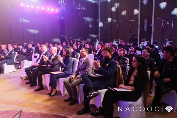NACOOC 与 AR-DUE 橱柜发布会闪耀揭幕 璀璨印证MADE IN ITALY NACOOC 与 AR-DUE 橱柜发布会闪耀揭幕 璀璨印证MADE IN ITALY