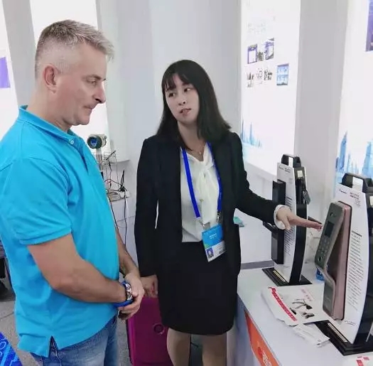 顶吉智能锁惊艳亮相深圳高交会
