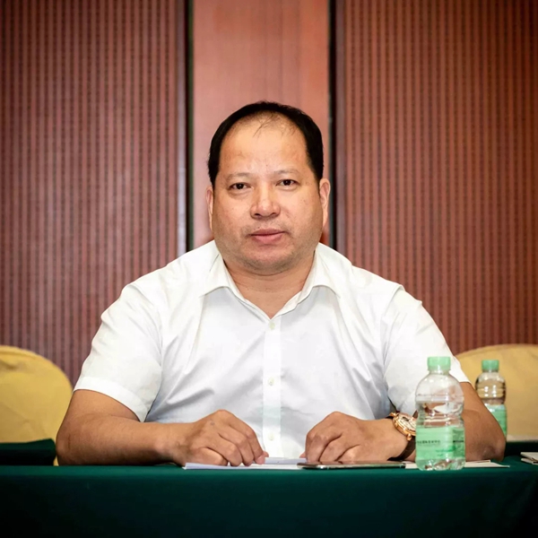 合生雅居全屋定制CEO王天兵出席南充第二届交流会活动