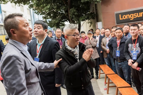朗墅喜迎百余川派家居企业考察 百企共聚百花满园 朗墅喜迎百余川派家居企业考察 百企共聚百花满园