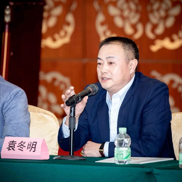 合生雅居全屋定制CEO王天兵出席南充第二届交流会活动
