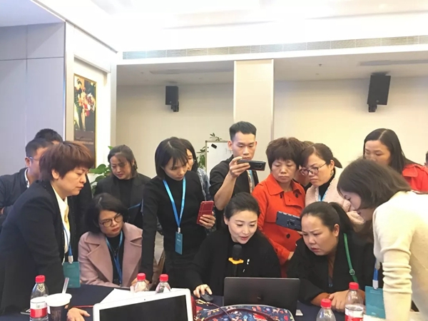 雕刻空间窗帘合作伙伴销售成长训练营长沙站成功举办