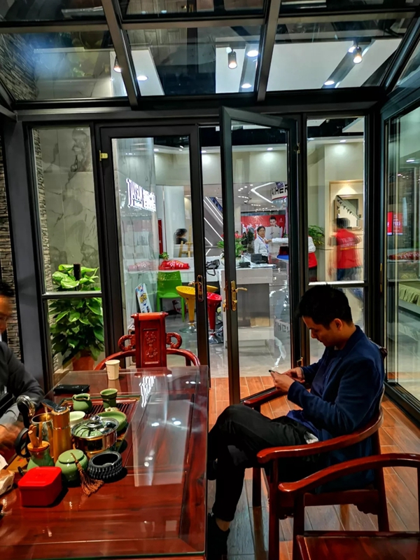 捷顺成隆门窗中山小榄形象店盛大开业