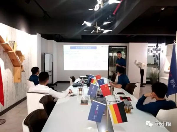 SMETEC塞米门窗：塞米运营部项目总结会议