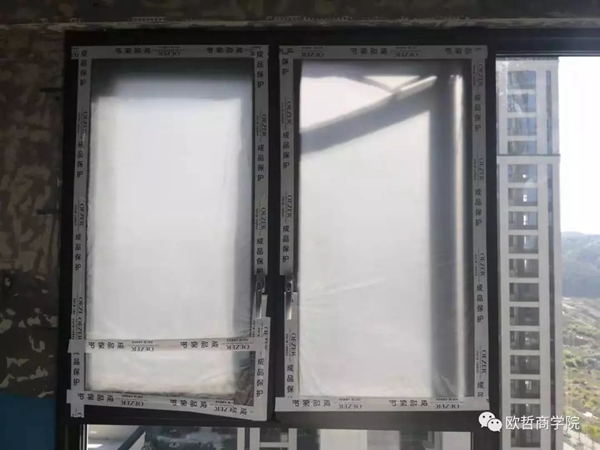 欧哲门窗建阳专卖店廖承钟：专业为基石 术业做服务