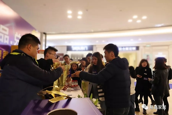 易高家居携手陈志朋助力红星美凯龙四里河旗舰店盛大开业 易高家居携手陈志朋助力红星美凯龙四里河旗舰店盛大开业