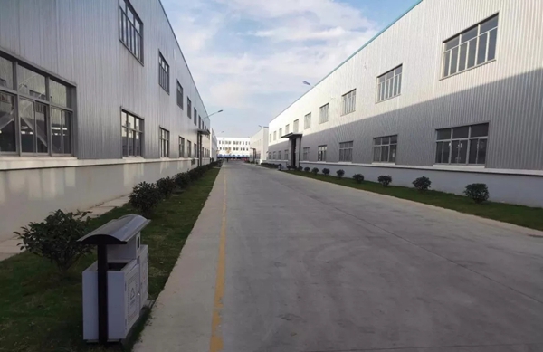 泗阳县委领导莅临金迪木门泗阳生产基地视察指导
