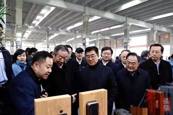 枣庄市委书记李峰视察鑫迪家居工业4.0智能制造产业园项目