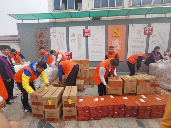 广州市定制家居行业协会“冬日暖阳.爱心走访”活动第二站