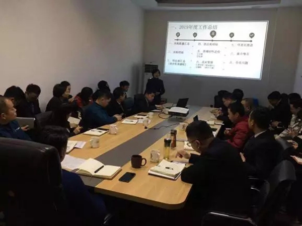 兔宝宝全屋定制年终总结大会完美落幕 兔宝宝全屋定制年终总结大会完美落幕