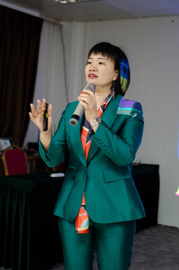 摩尔登整体软装“预见2020”行业创新峰会暨2020春季新品发布会圆满举行