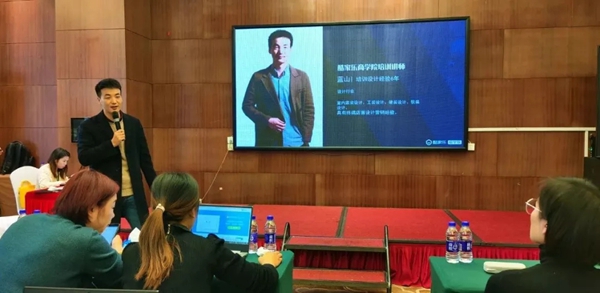 为什么说门店翻身的时机已来临 门店拓客必备利器都就在这里