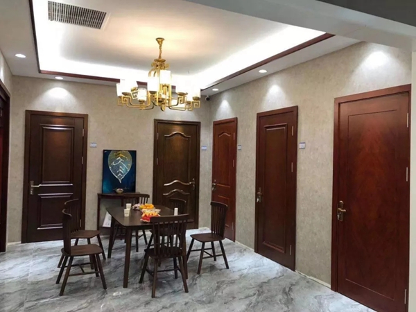 宜居木门河北沧州店李媛媛：从单店到多店组合式发展的经营之道
