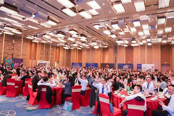 “盛世再发•智创未来”丨广东省橱柜业商会2019年会暨年度颁奖盛典圆满成功 “盛世再发•智创未来”丨广东省橱柜业商会2019年会暨年度颁奖盛典圆满成功