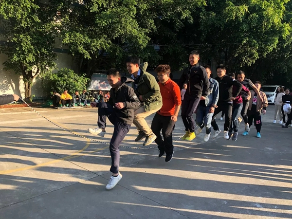 亚丹家居第三届职工运动会在广州总部公司圆满举行