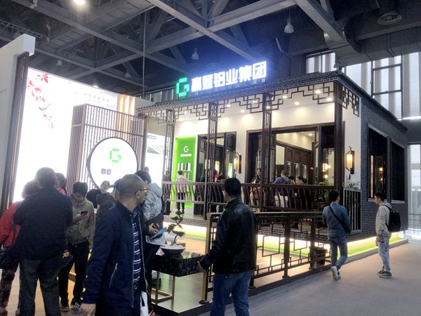 广州设计周|高登铝业李婧：以技术诠释铝家居的艺术