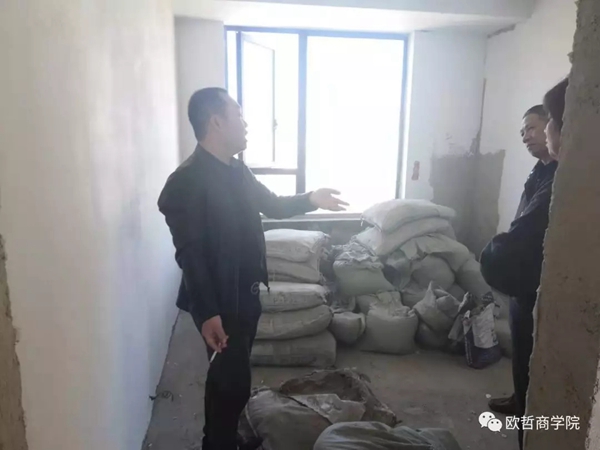 欧哲门窗建阳专卖店廖承钟：专业为基石 术业做服务