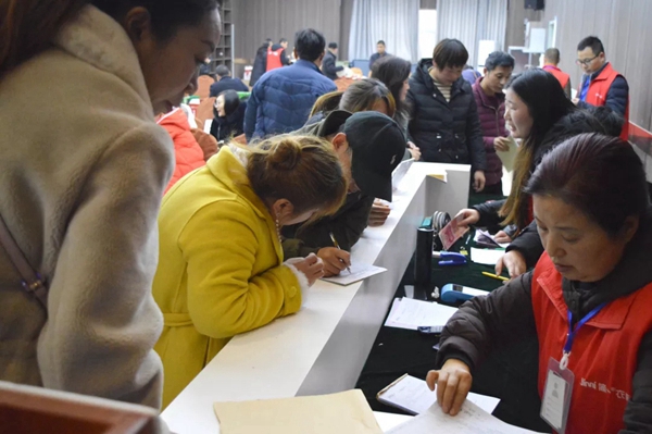简一全屋定制超级内购会完美收官 现场气氛高涨签单不断
