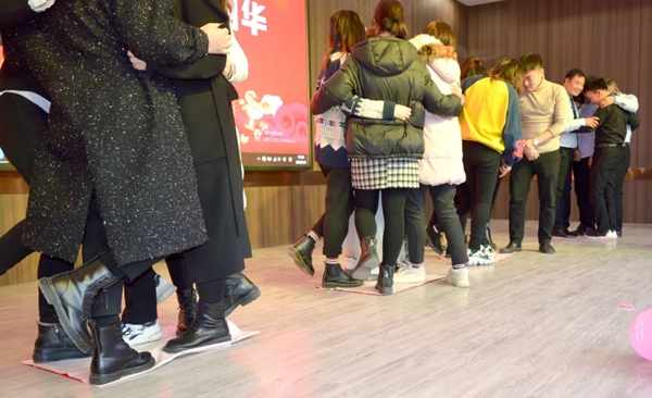 简一家居2019年终盛典暨表彰大会圆满落幕：凝心聚力 不负韶华