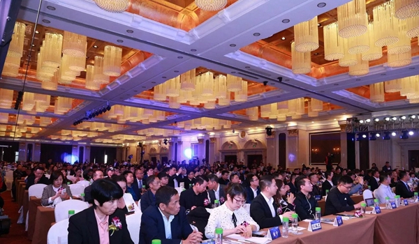 诺菲特门窗荣获2019年度广东省门业协会影响力企业殊荣