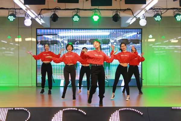 润成创展木业2019年年终总结大会圆满落幕 润成创展木业2019年年终总结大会圆满落幕