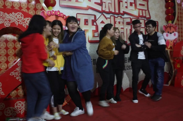 新凯骊门窗迎新年联欢晚会圆满结束