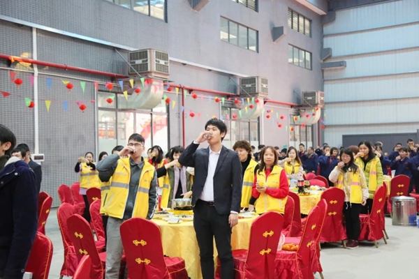 捷顺成隆门窗2020年迎新年会圆满结束 捷顺成隆门窗2020年迎新年会圆满结束