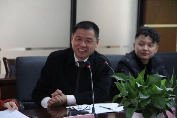 浙江省地板协会会长工作座谈会在云峰顺利举办