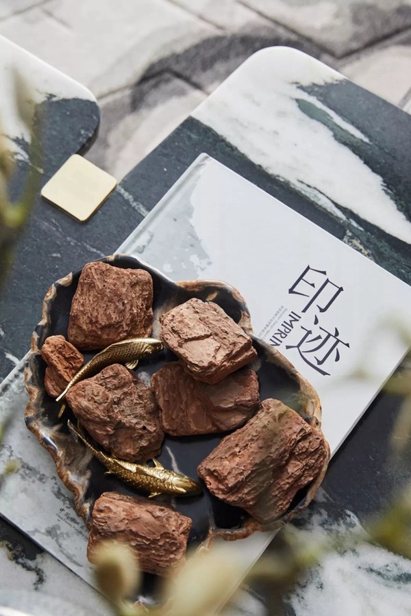 TELLME述美：173㎡轻奢孔雀蓝 古典和现代元素碰撞营造出巧妙的和谐