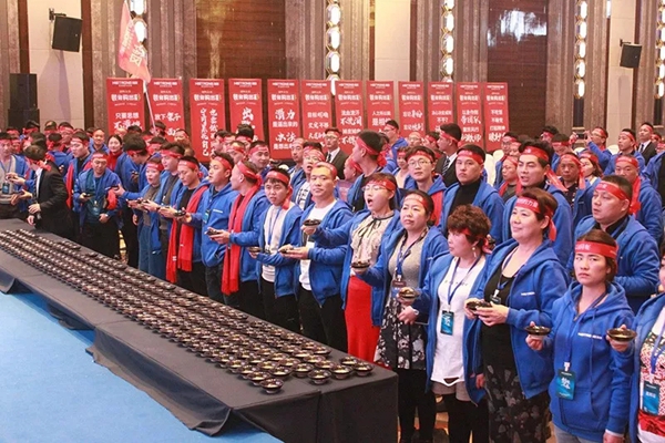 海创集成吊顶2019驰而不息 2020继续为圆梦而战
