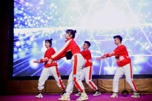 今朝装饰2019-2020年度年会盛典取得圆满成功