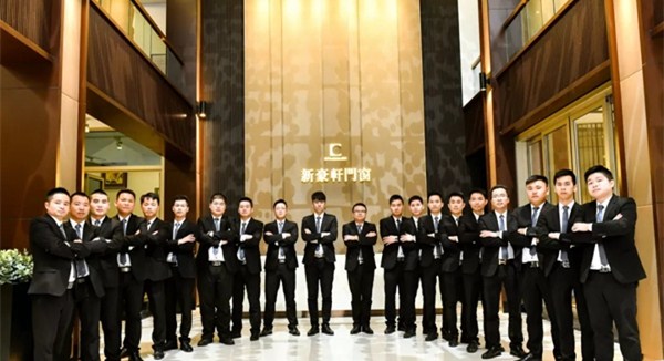 新豪轩冯文波：落子有声 聆听炮声的棋手