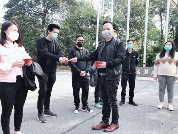 荣高门窗严抓防疫 正式复工复产