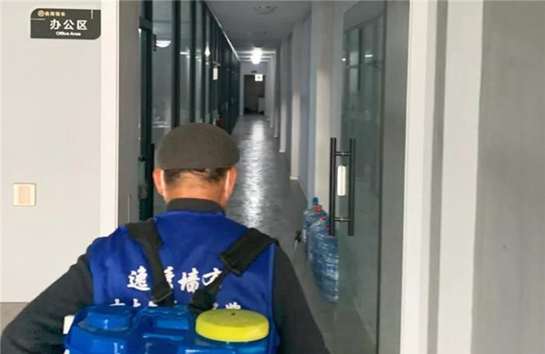 逸绣与广大经销商家人 众志成城共克时艰
