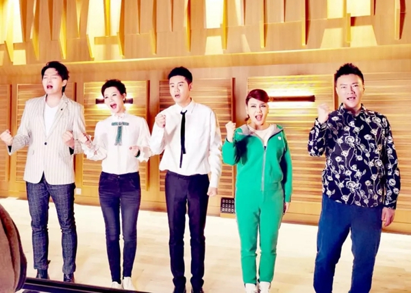 伊美德门窗代言人乌兰图雅录制公益歌曲声援武汉并捐款