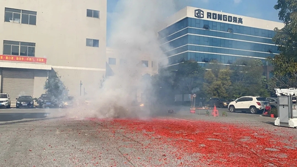 荣高门窗严抓防疫 正式复工复产 荣高门窗严抓防疫 正式复工复产