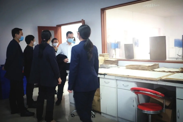 福湘定制:万科物业一行莅临福湘定制工厂视察 福湘定制:万科物业一行莅临福湘定制工厂视察