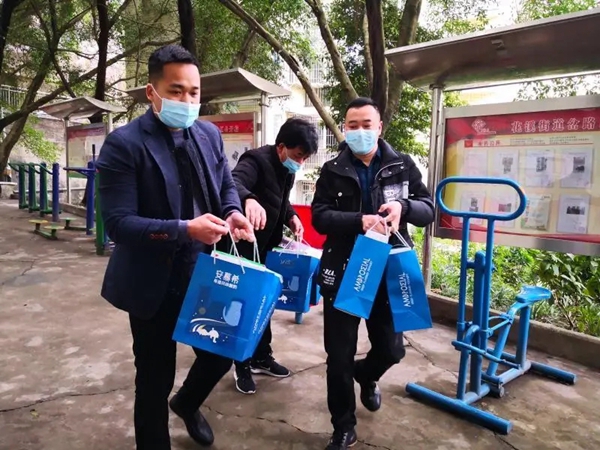 科派木门积极捐款捐物 与一线抗 “疫”工作者们共度难关 科派木门积极捐款捐物 与一线抗 “疫”工作者们共度难关